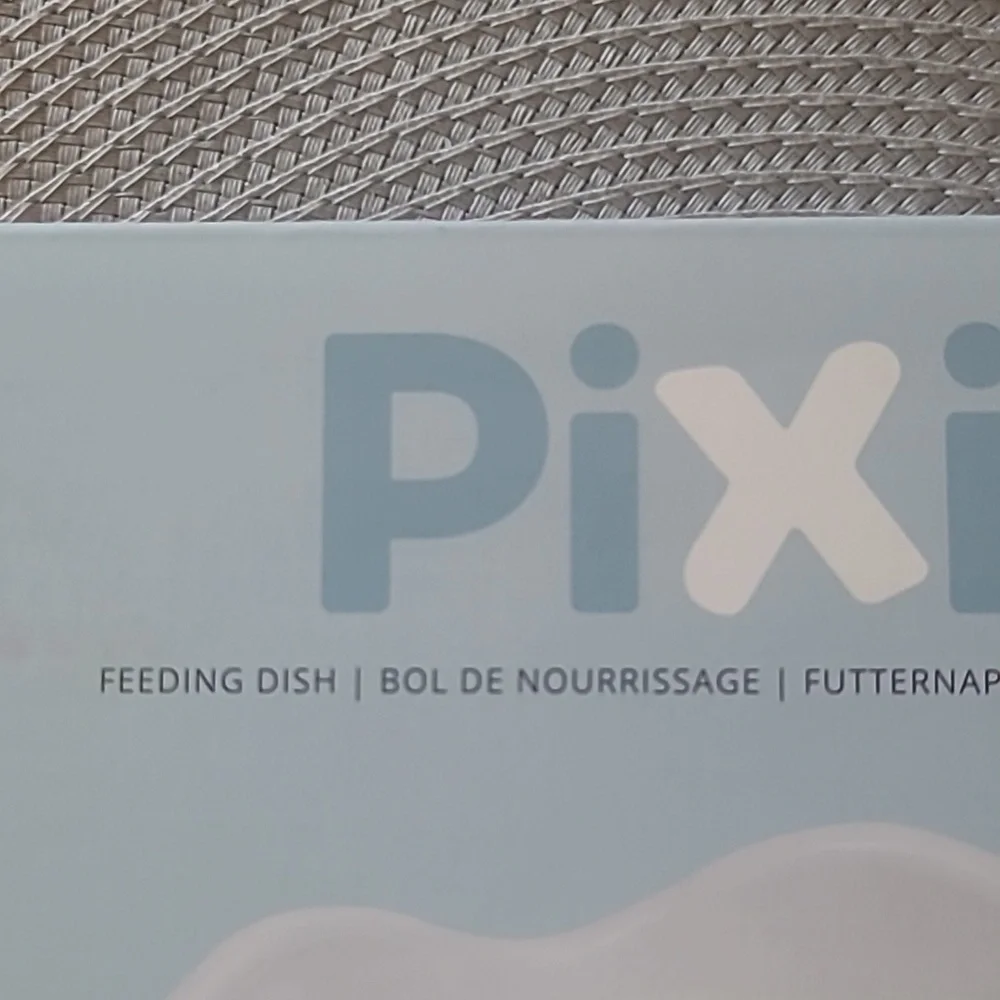 Cat Feeding Dish